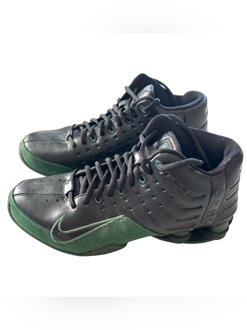 NWOT Nike Black Green Shox Elevate Basketball Shoes Sneakers SZ 9.5
